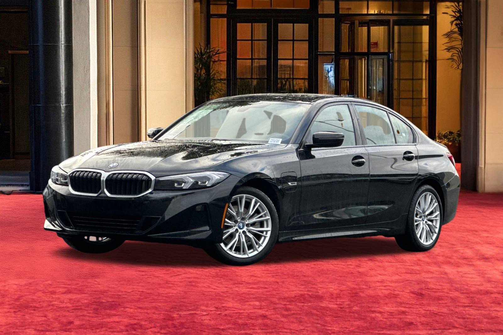 Used 2023 BMW 330e w/ Convenience Package image 1