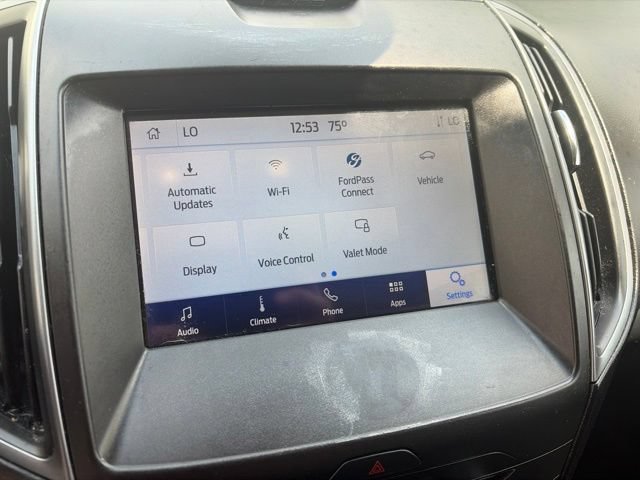 Used 2020 Ford Edge SE FWD image 21