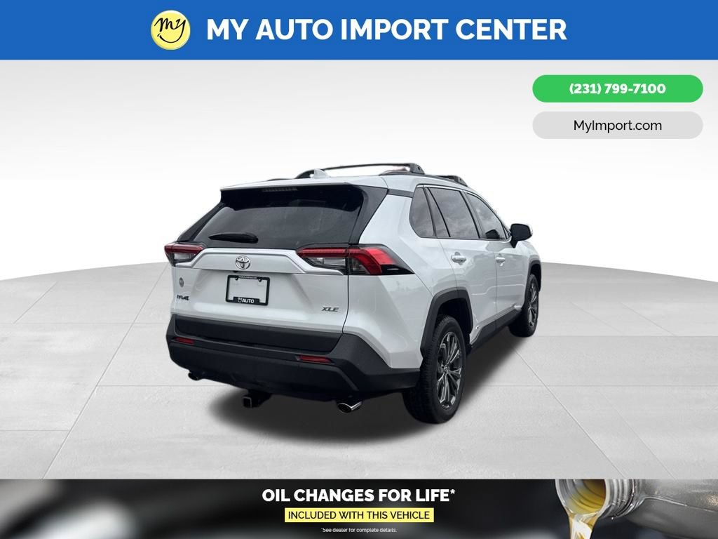 Used 2025 Toyota RAV4 XLE Premium w/ Weather Package AWD/4WD image 7