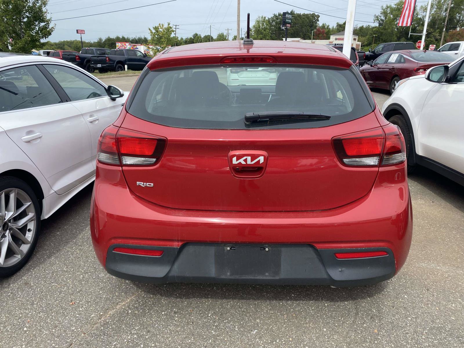 Used 2022 Kia Rio S FWD image 7