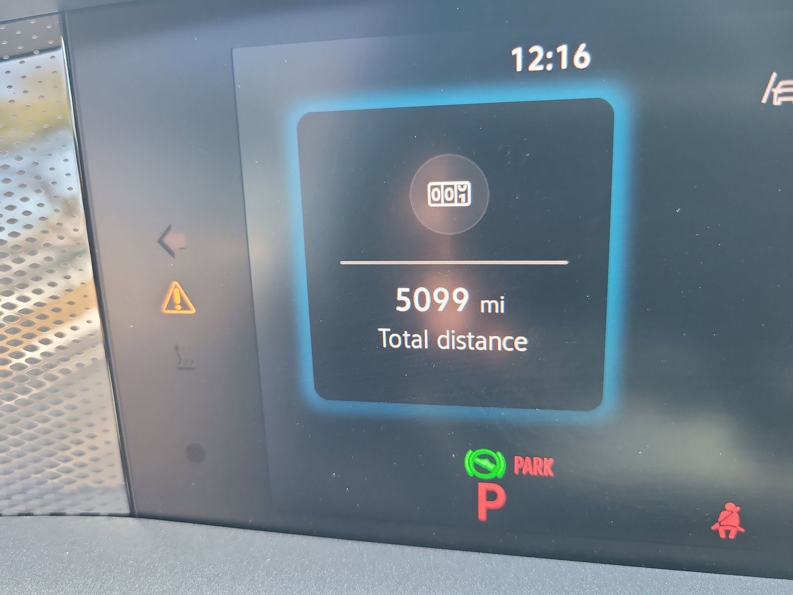 Certified 2025 Volkswagen Tiguan S image 31