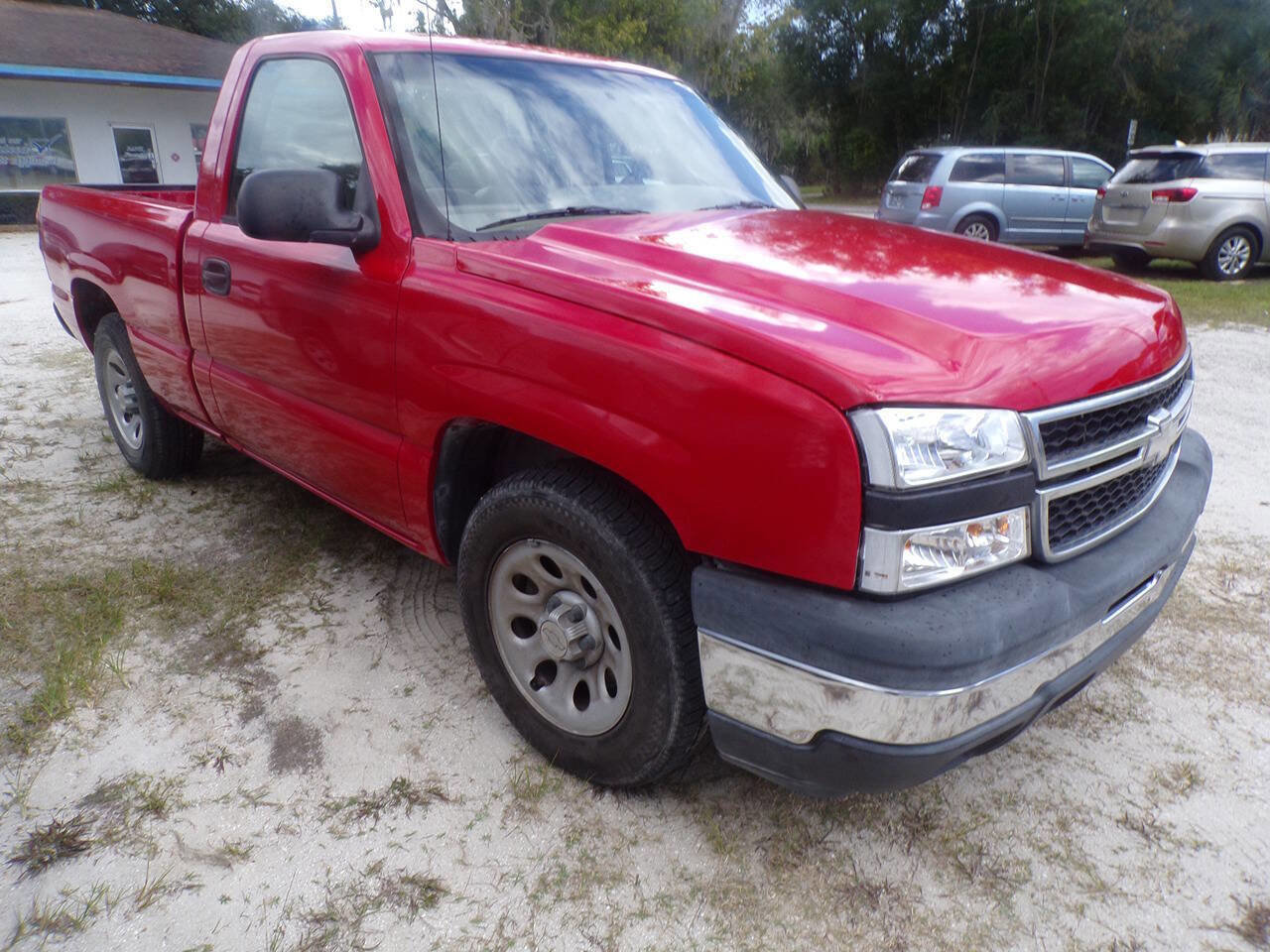 Used 2007 Chevrolet Silverado 1500 W/T image 3