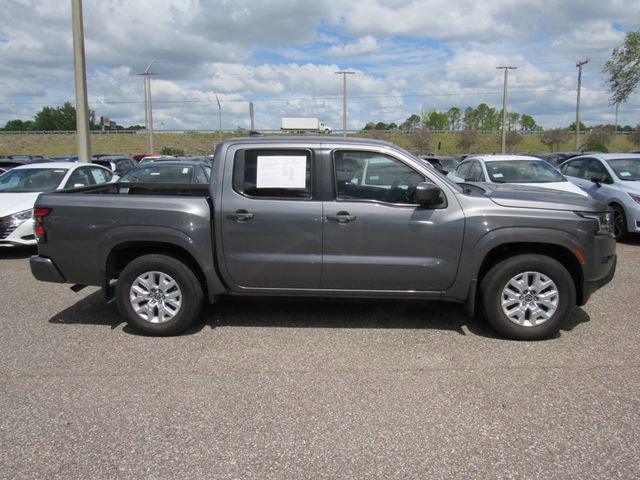 Certified 2022 Nissan Frontier SV RWD image 2