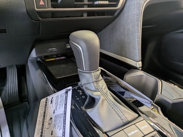 New 2026 Toyota Crown Platinum image 15