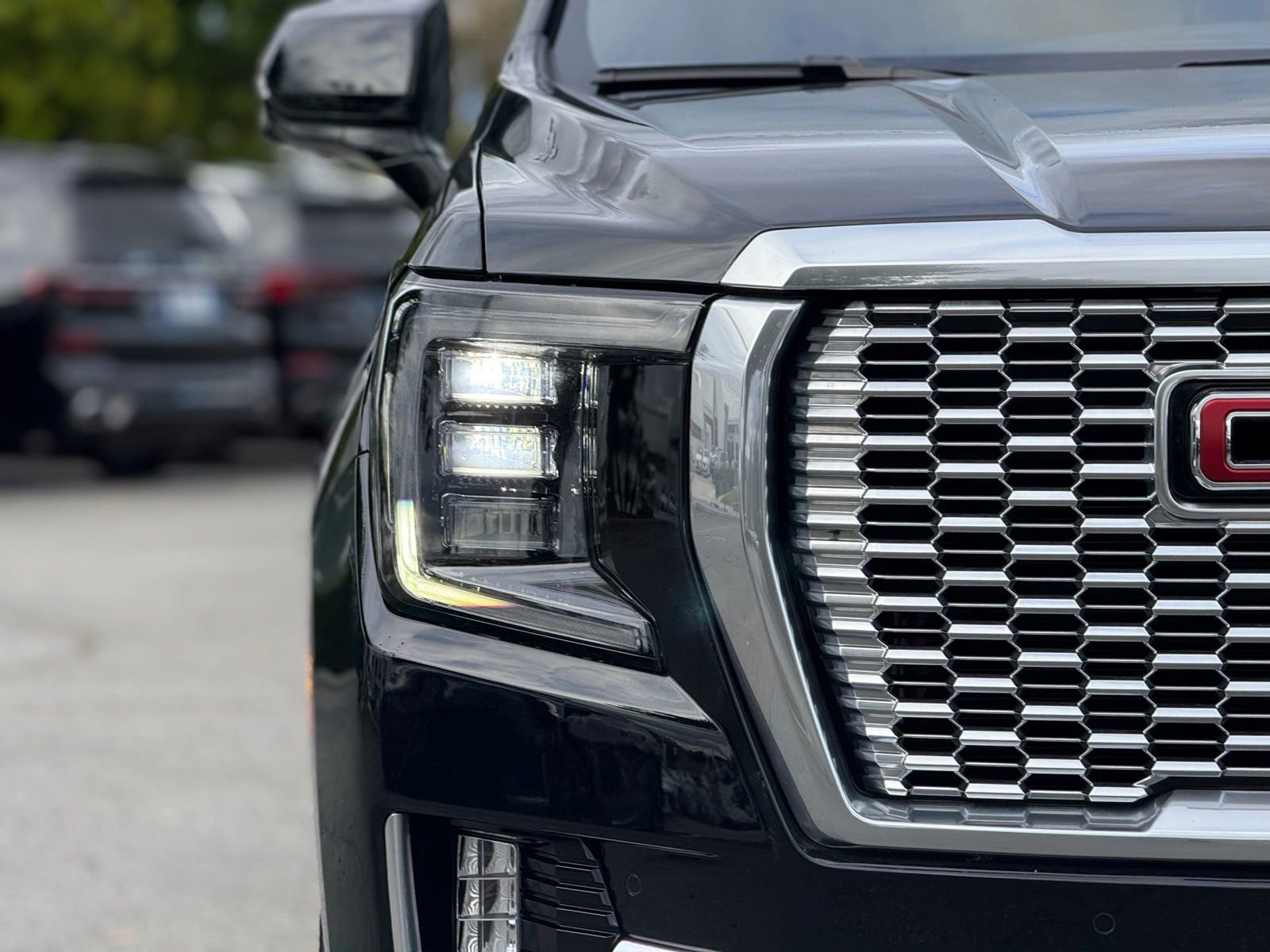 Used 2022 GMC Yukon Denali image 13