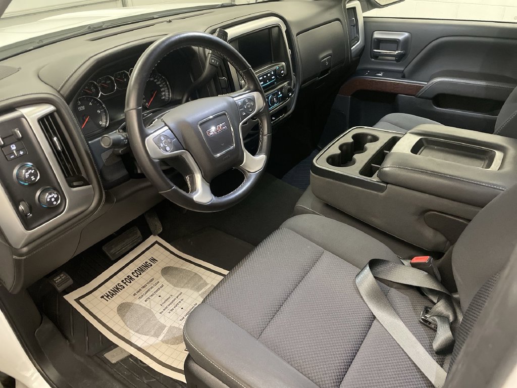 Used 2019 GMC Sierra 1500 SLE w/ SLE Value Package AWD/4WD image 4