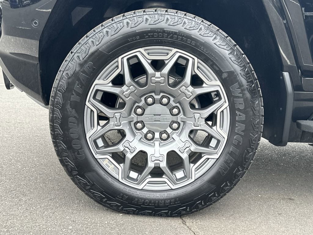 Used 2025 GMC Hummer EV 3X image 14