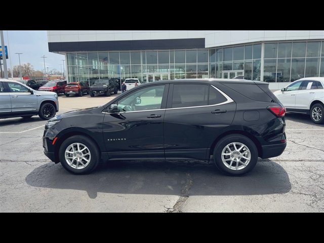 Certified 2024 Chevrolet Equinox LT w/ LPO, Floor Liner Package FWD image 5
