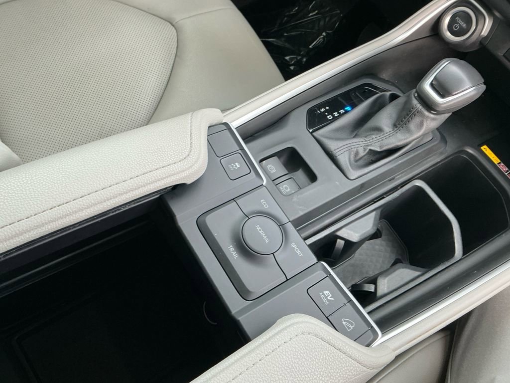 Used 2024 Toyota Grand Highlander XLE image 18