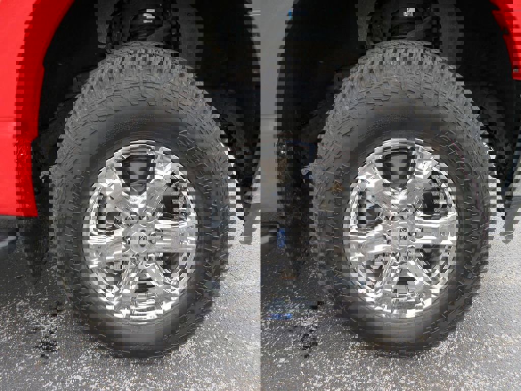 Used 2023 Ford F150 XLT w/ Equipment Group 302A High image 9