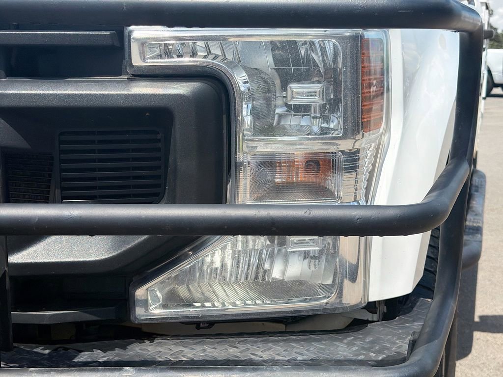Used 2022 Ford F350 XL w/ Power Equipment Group AWD/4WD image 10