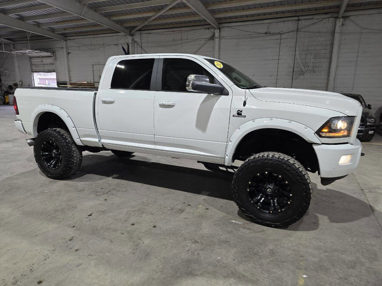 Used 2017 RAM 2500 Laramie w/ Sport Appearance Group image 20