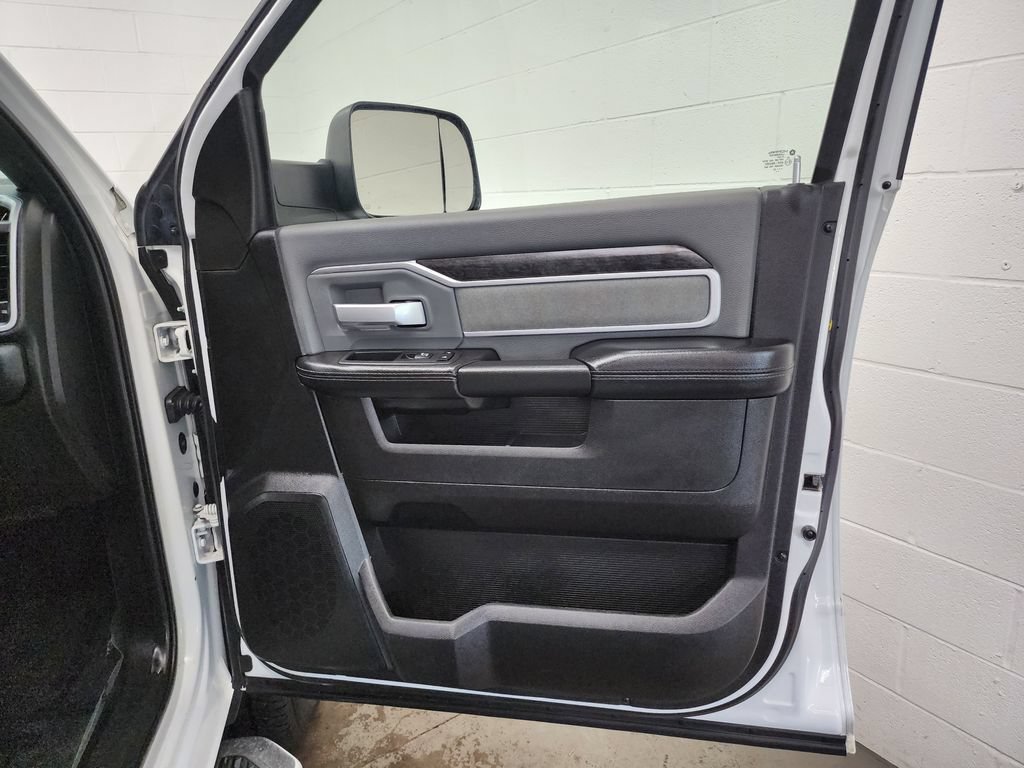 Used 2022 RAM 2500 Big Horn AWD/4WD image 29