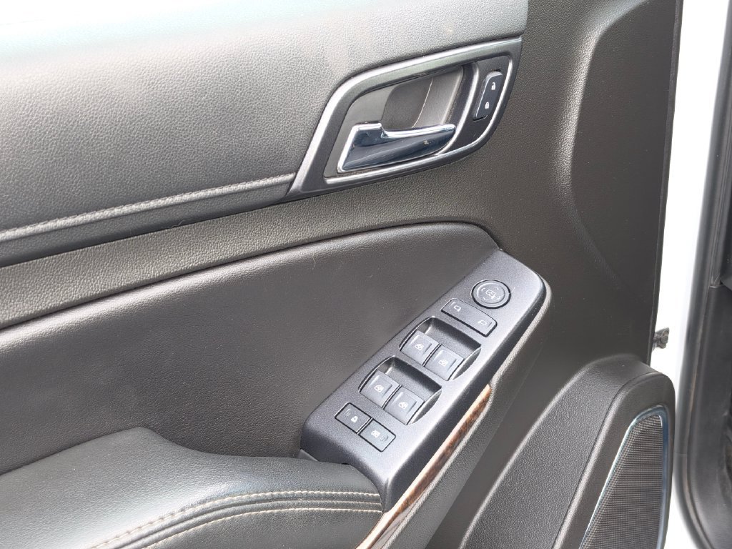 Used 2018 Chevrolet Tahoe LS w/ Skid Plate Package AWD/4WD image 23