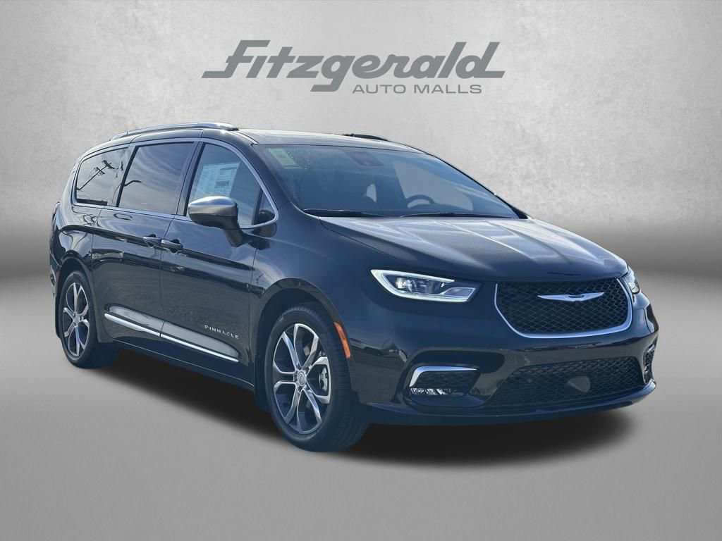 New 2026 Chrysler Pacifica Pinnacle image 1