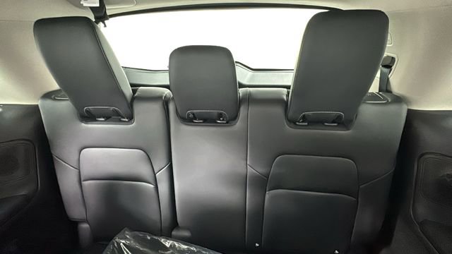 New 2026 Nissan Pathfinder Platinum image 21