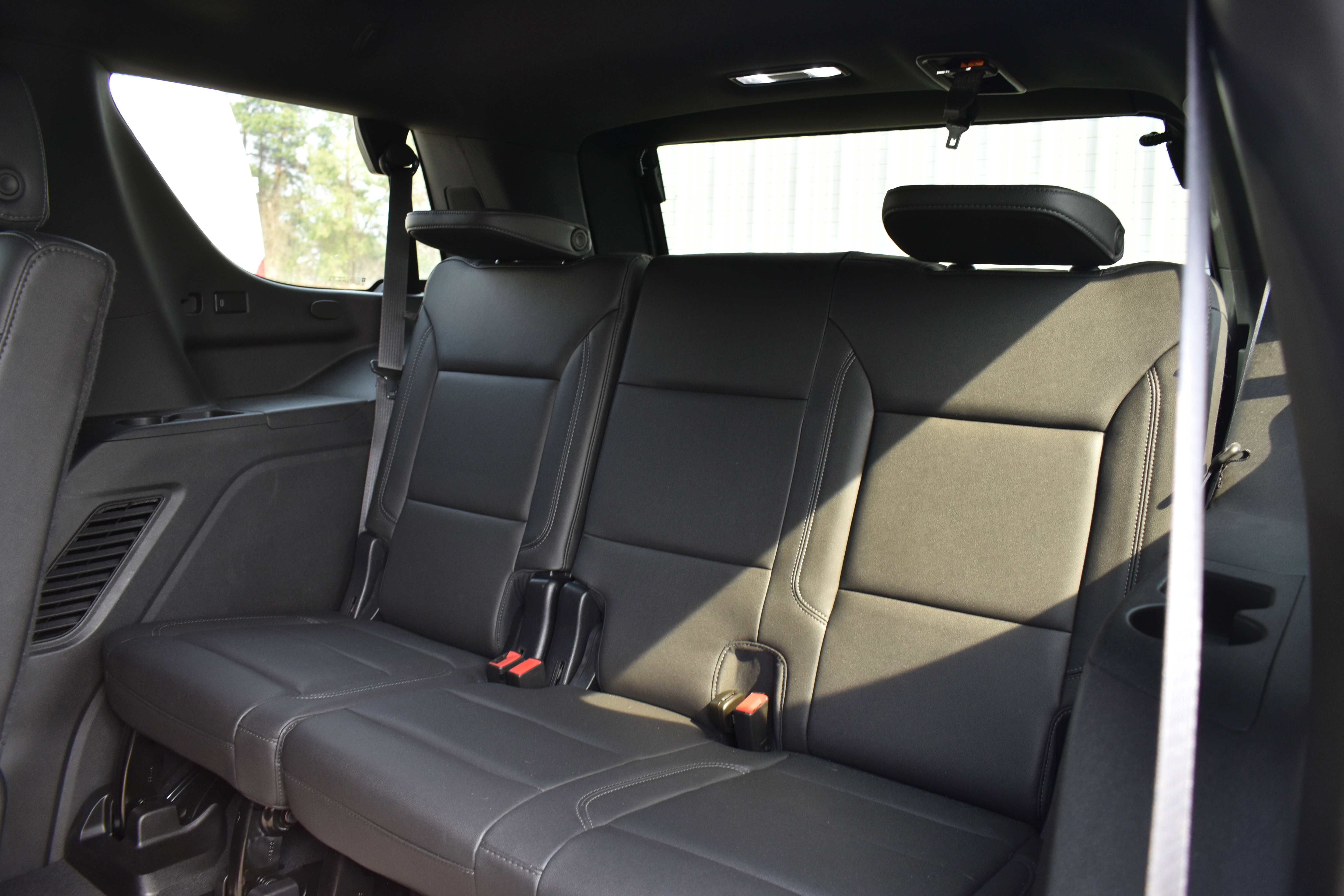 Used 2023 Chevrolet Tahoe LT image 32