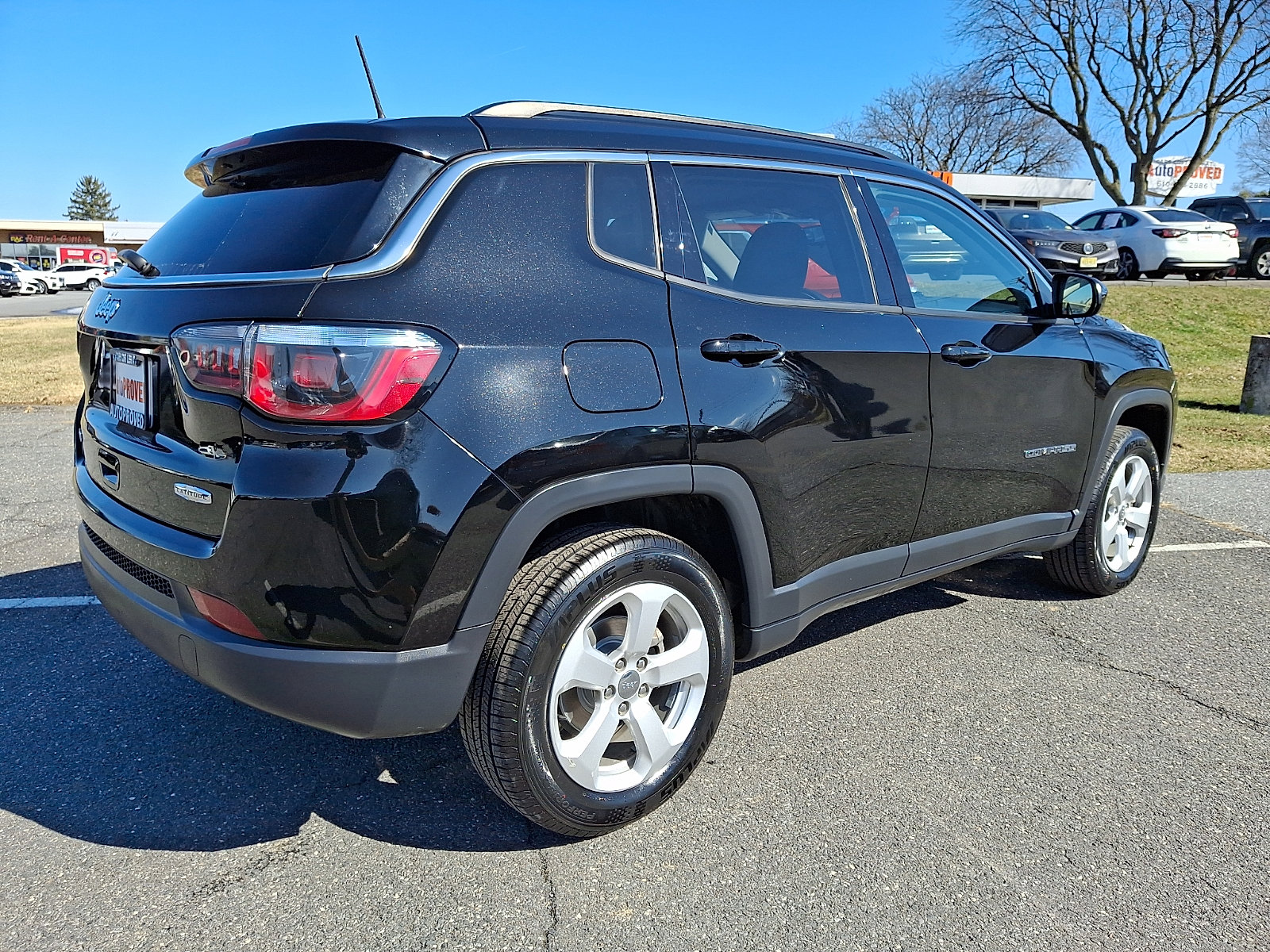 Used 2019 Jeep Compass Latitude image 6