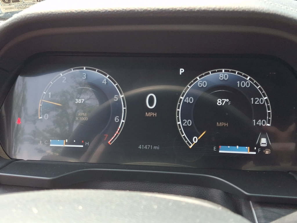Used 2023 Jeep Grand Cherokee Limited AWD/4WD image 26