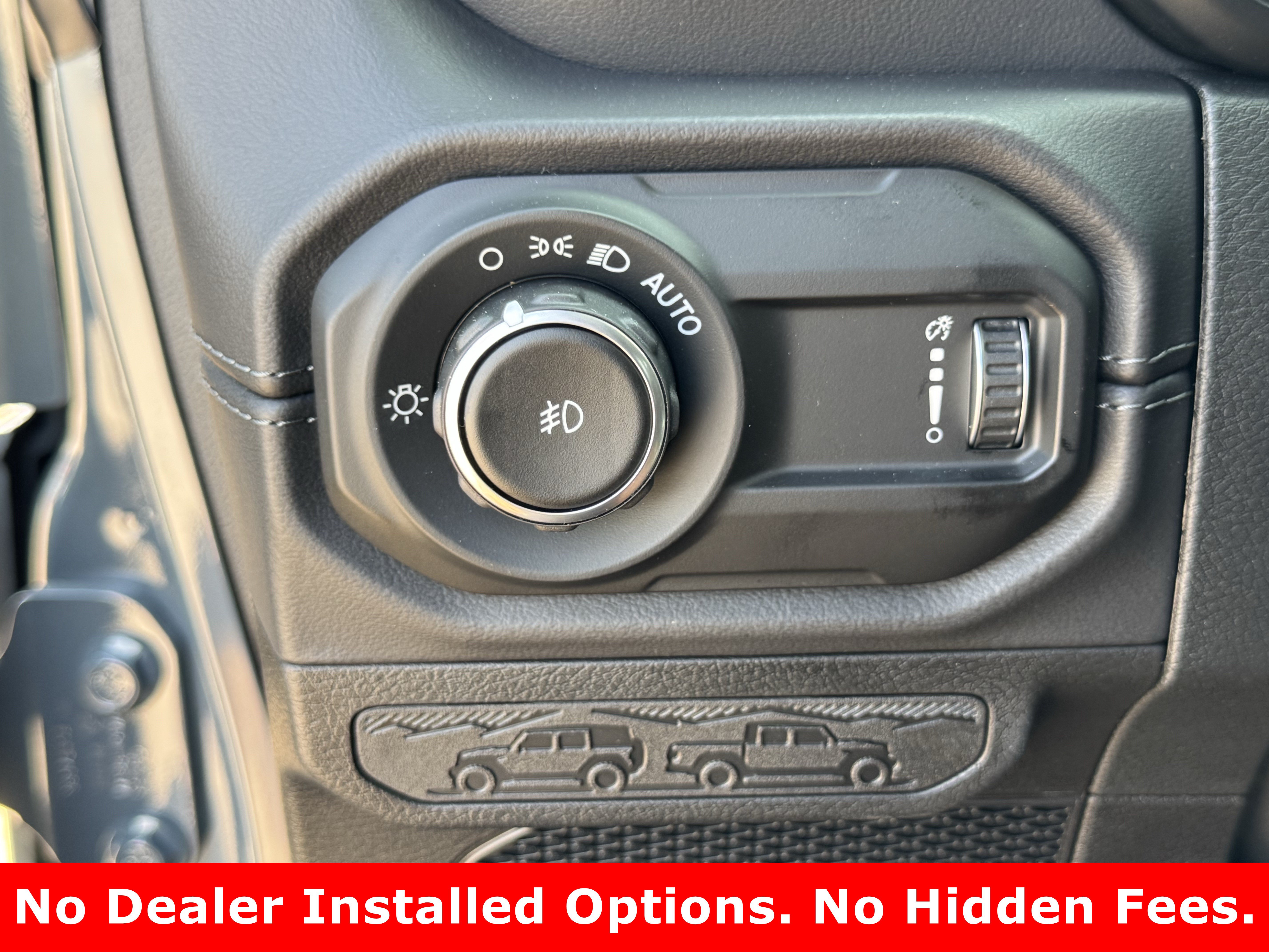 New 2026 Jeep Wrangler Unlimited Sahara AWD/4WD image 17