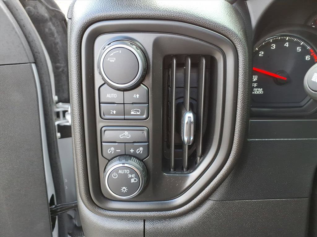 Used 2022 Chevrolet Silverado 1500 Custom image 22