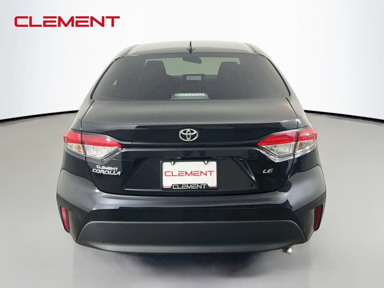 Used 2026 Toyota Corolla LE FWD image 8