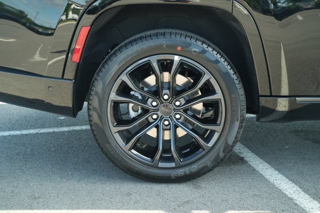 New 2026 Jeep Grand Wagoneer Summit AWD/4WD image 52