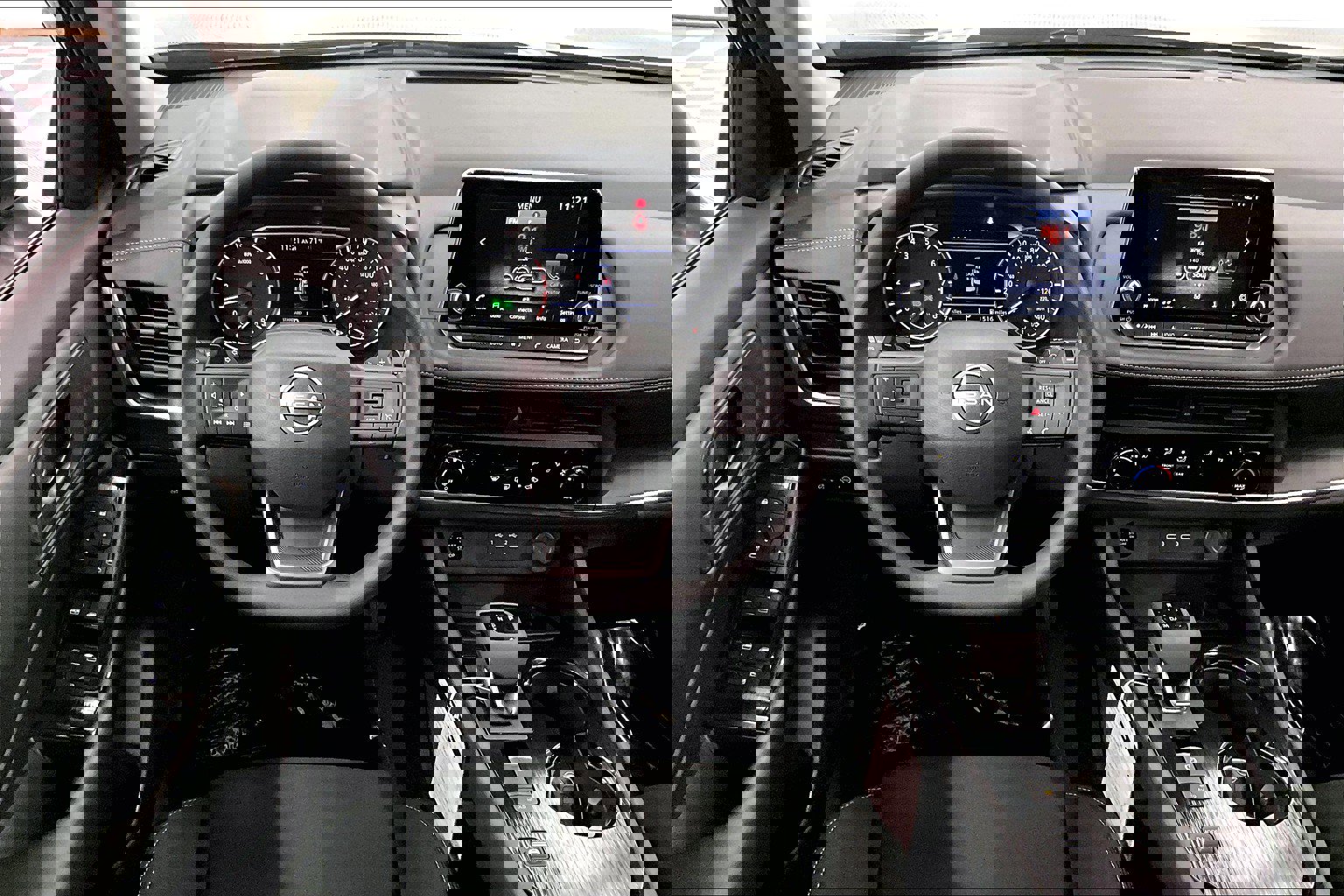 New 2025 Nissan Rogue S image 40