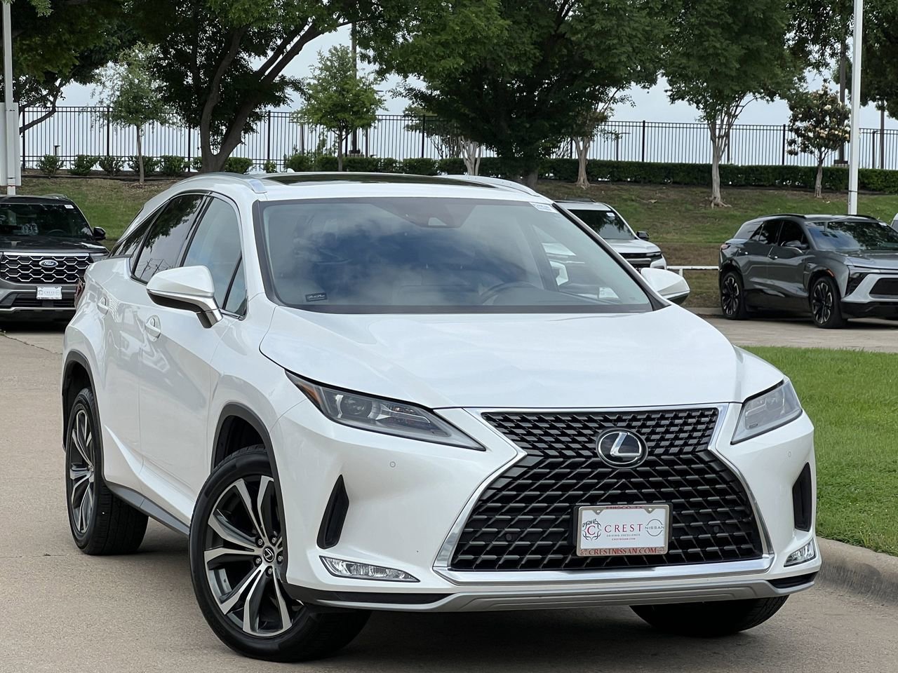Used 2022 Lexus RX 350 FWD w/ Premium Package image 2