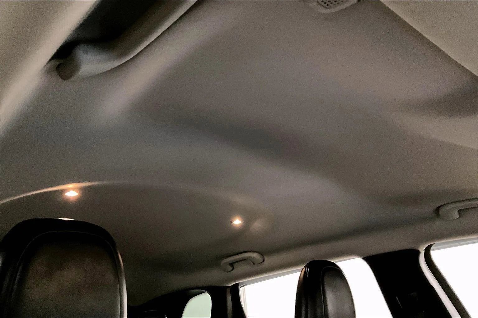 Used 2020 Jeep Cherokee Latitude Plus image 21