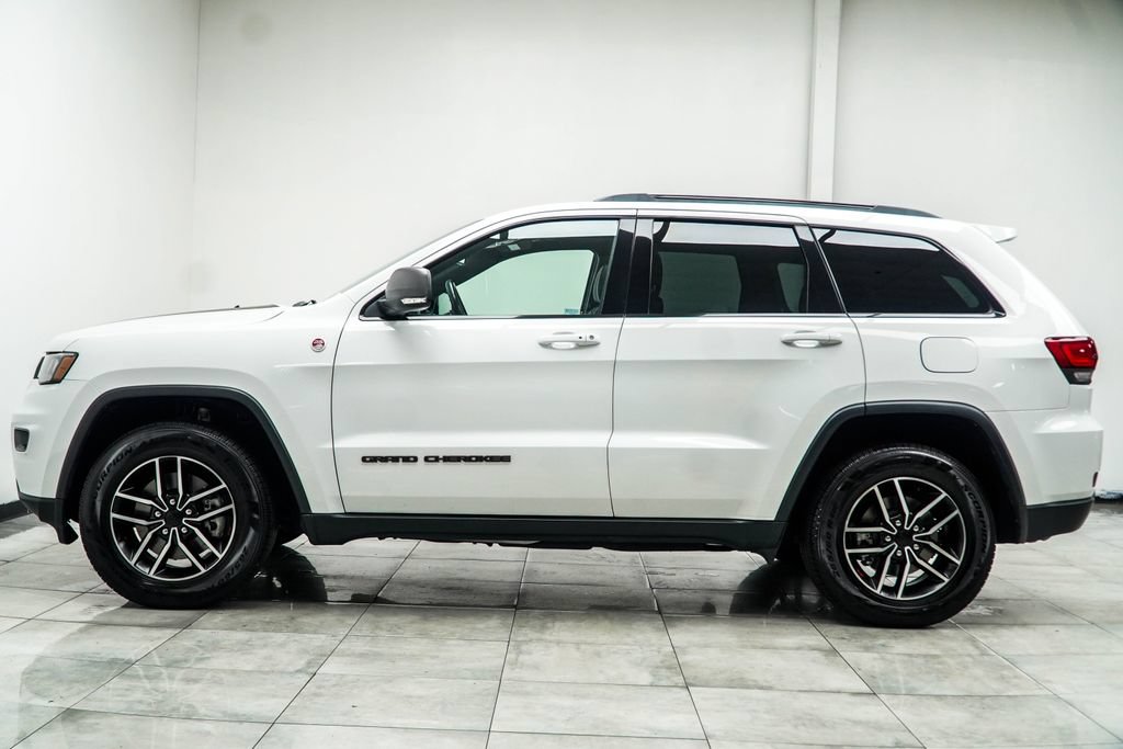Used 2021 Jeep Grand Cherokee Trailhawk AWD/4WD image 9