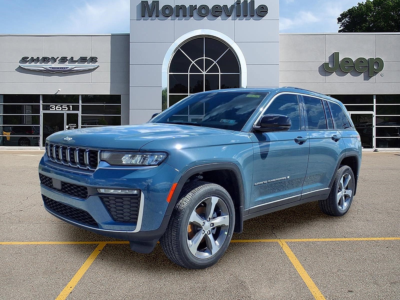 New 2026 Jeep Grand Cherokee Limited