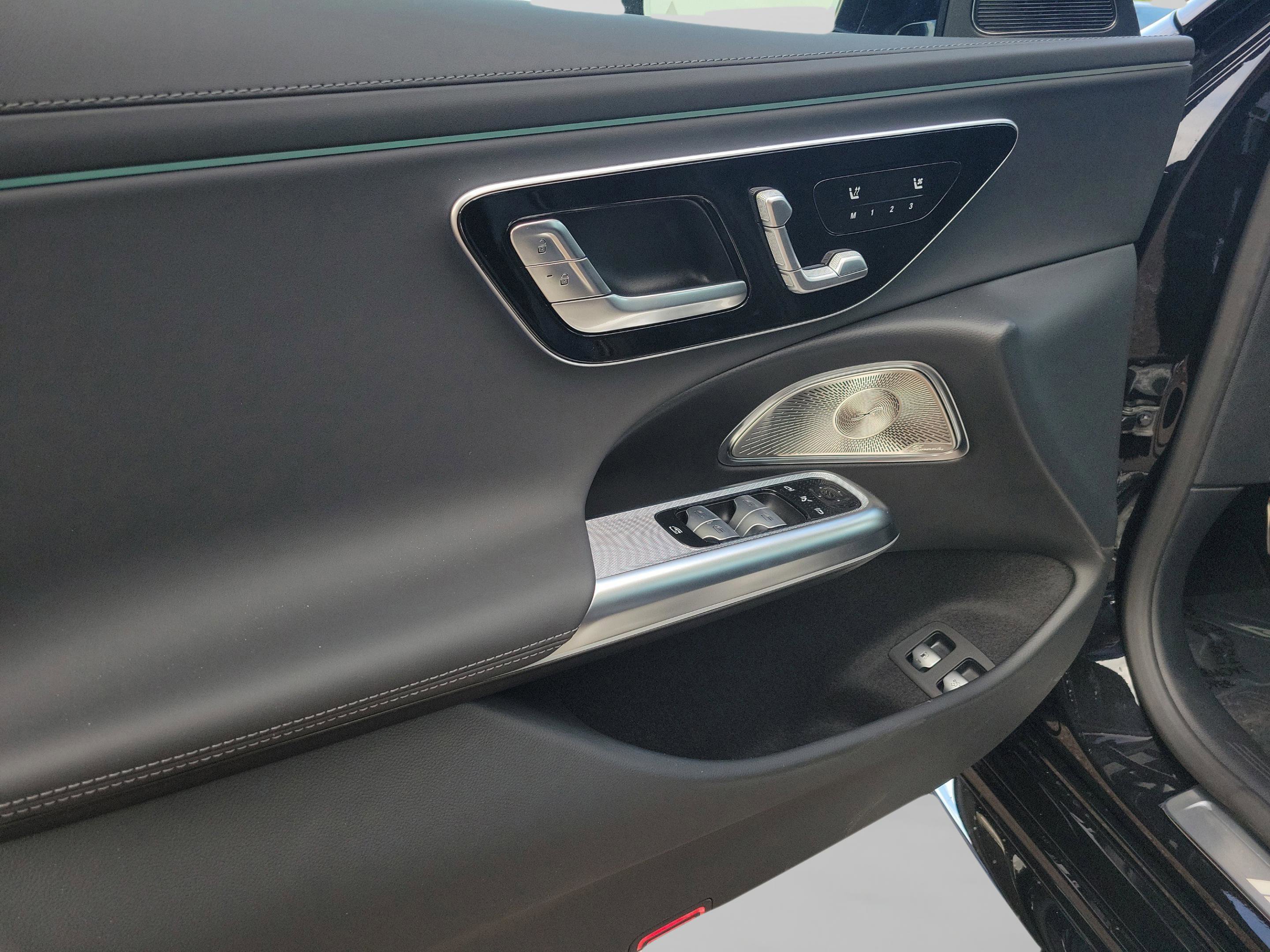 New 2026 Mercedes-Benz E 53 AMG e 4MATIC Sedan image 28