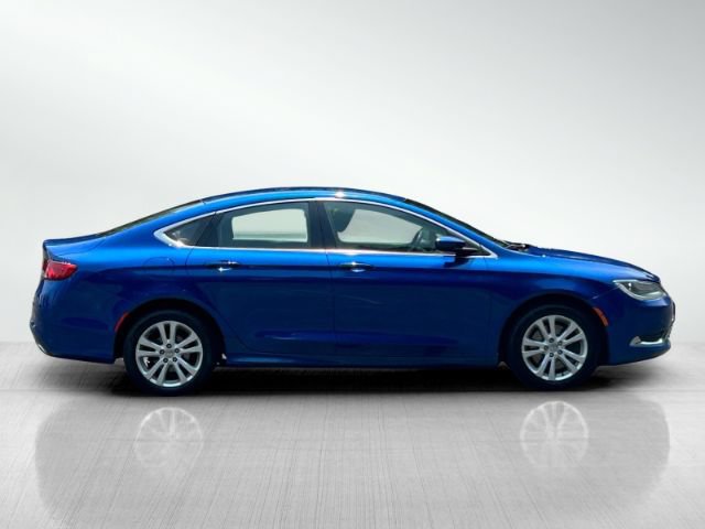 Used 2016 Chrysler 200 Limited FWD image 3