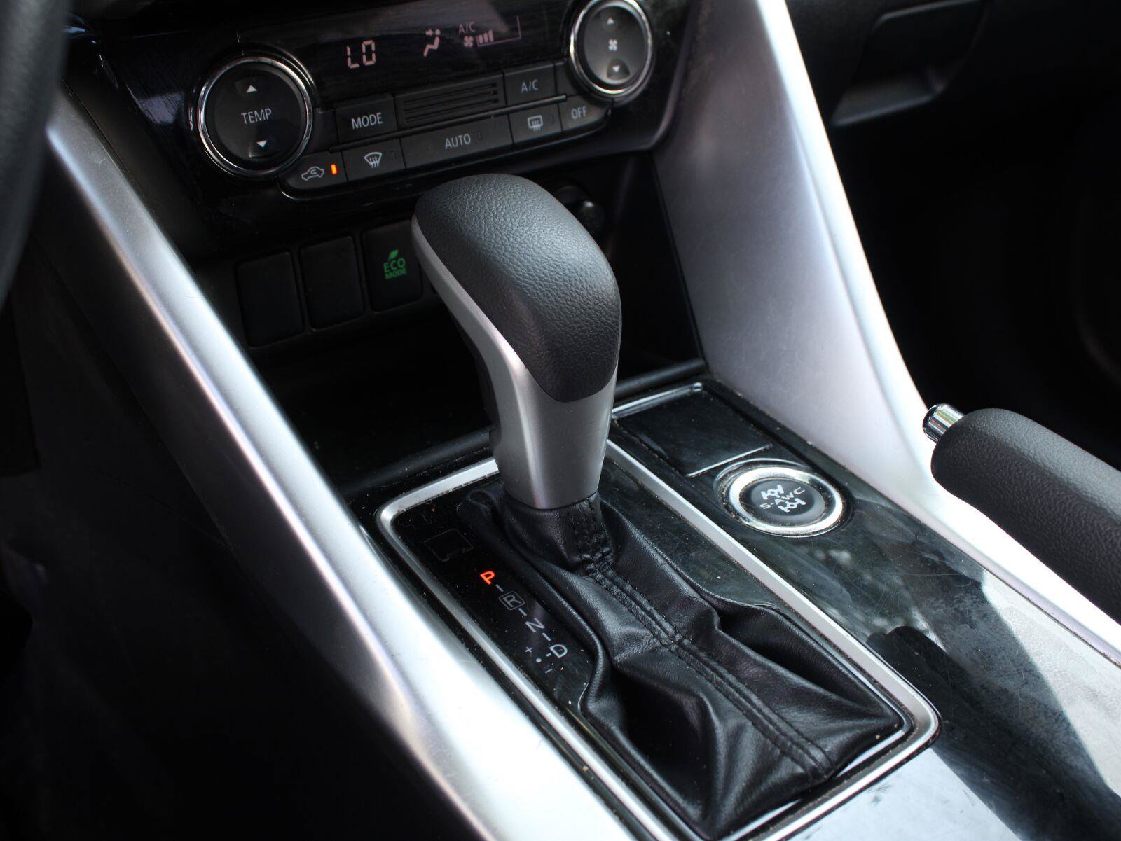 Used 2019 Mitsubishi Eclipse Cross ES AWD/4WD image 14