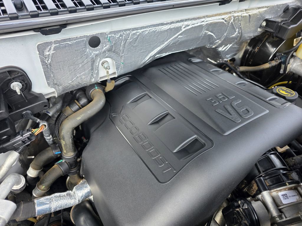 Used 2016 Ford Expedition Limited w/ Equipment Group 301A image 32