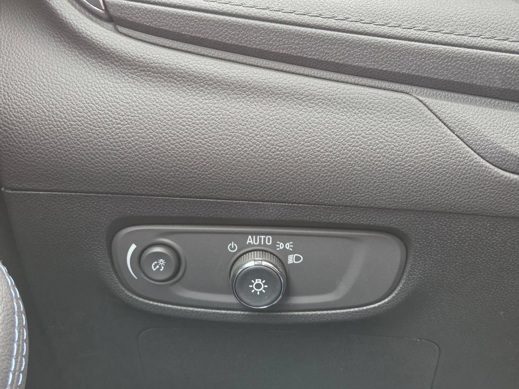 New 2026 Buick Encore GX Sport Touring w/ Comfort Package AWD/4WD image 23