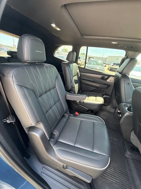 Used 2026 Buick Enclave Avenir w/ Super Cruise Package AWD/4WD image 26