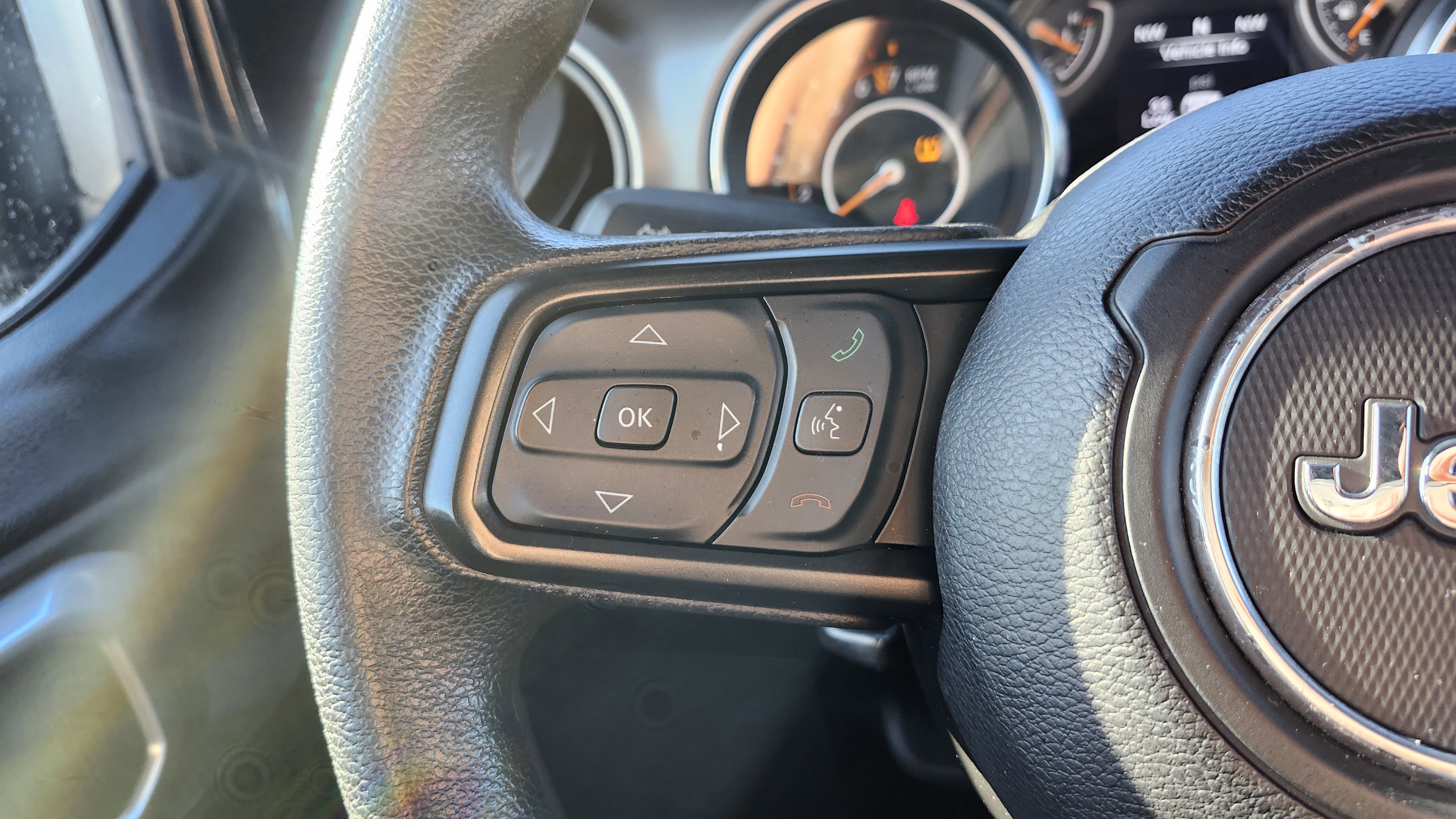 Used 2020 Jeep Wrangler Unlimited Sport image 30