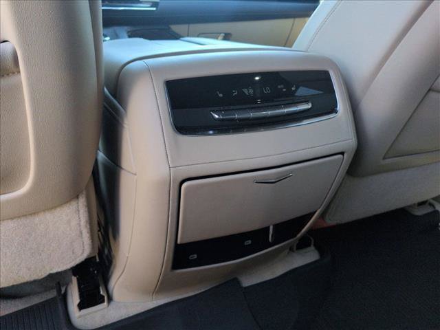 Used 2023 Cadillac Escalade Premium Luxury w/ Performance Package AWD/4WD image 27
