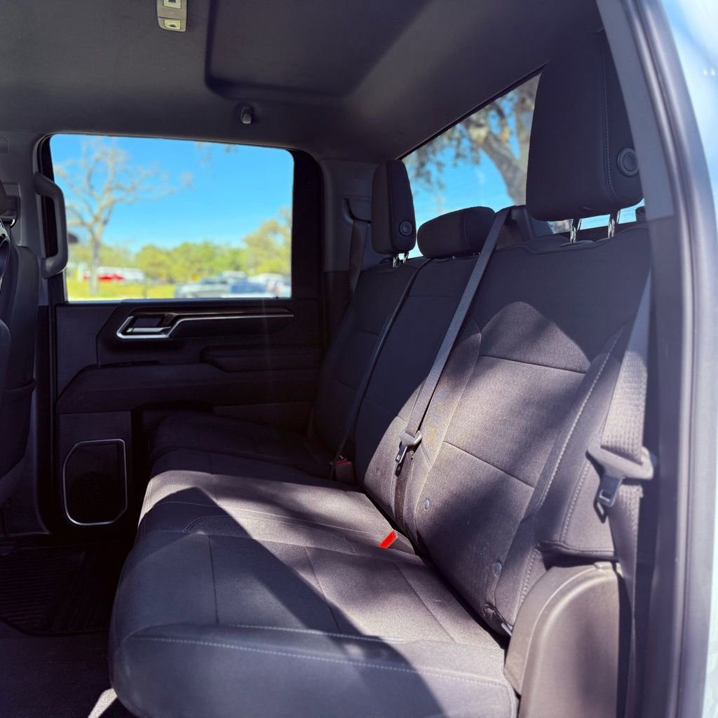 Used 2025 Chevrolet Silverado 3500 LT w/ Safety Package image 31