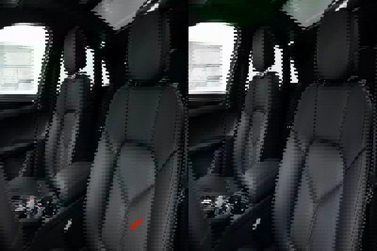 Certified 2025 Porsche Macan Turbo image 5