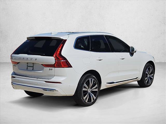 Used 2023 Volvo XC60 B5 Plus w/ Protection Package Premier image 5