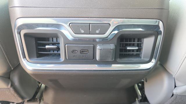 Used 2019 GMC Sierra 1500 SLT w/ SLT Premium Plus Package image 28