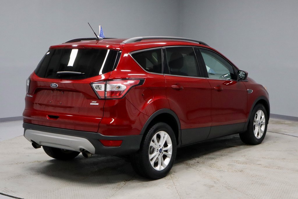 Certified 2018 Ford Escape SE image 10