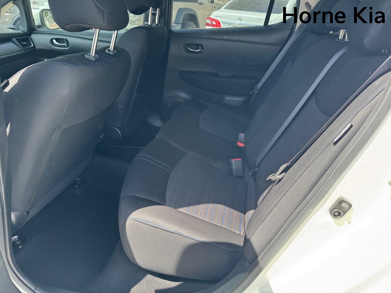 Used 2020 Nissan Leaf SV w/ SV Technology Package image 11