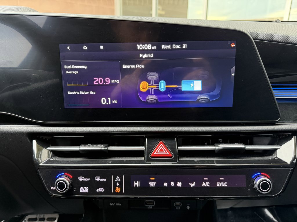 Used 2023 Kia Niro EX Touring image 23