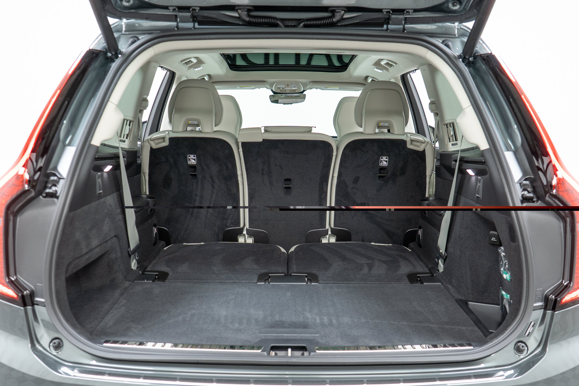 New 2027 Volvo XC90 B6 Ultra AWD/4WD image 10