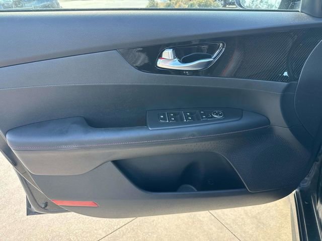 Used 2022 Kia Forte GT w/ GT Technology Package image 25