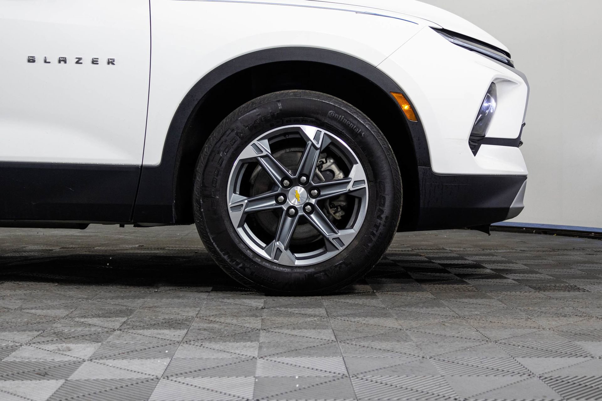 Certified 2023 Chevrolet Blazer LT w/ Driver Confidence Package image 40